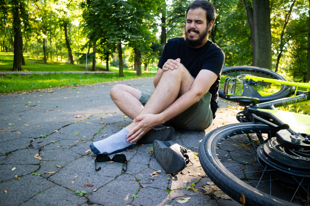 Fallen rental e-bike after crash or misuse – shared electric bike accident hazards in Florida